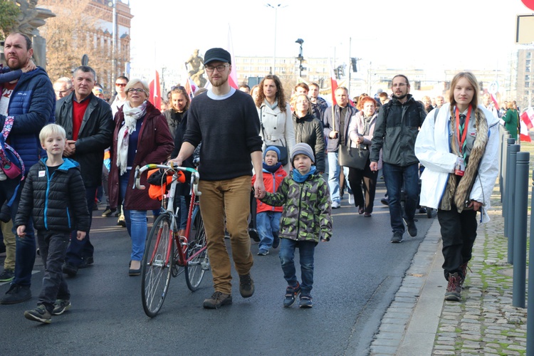 Radosna Parada Niepodległości cz.1