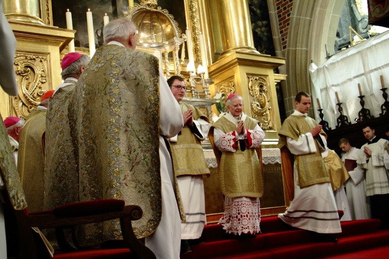 Poświęcenie monstrancji "Lumen Gentium"