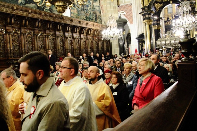 Poświęcenie monstrancji "Lumen Gentium"