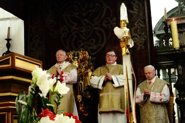 Poświęcenie monstrancji "Lumen Gentium"