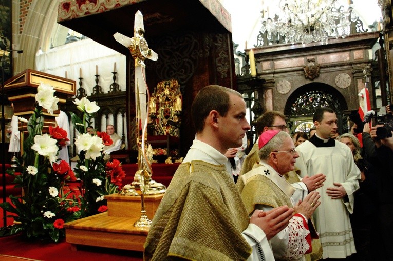 Poświęcenie monstrancji "Lumen Gentium"