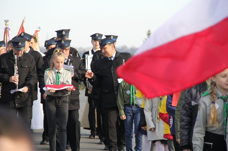 Odsłonięcie pomnika Niepodległości w Jodłowej