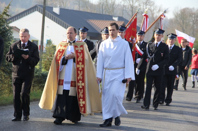 Odsłonięcie pomnika Niepodległości w Jodłowej