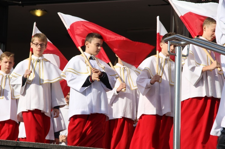 Odsłonięcie pomnika Niepodległości w Jodłowej