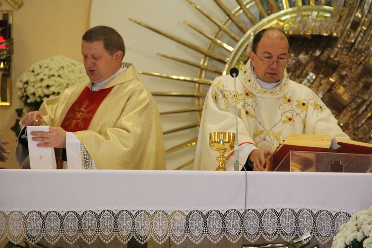 Odsłonięcie pomnika Niepodległości w Jodłowej