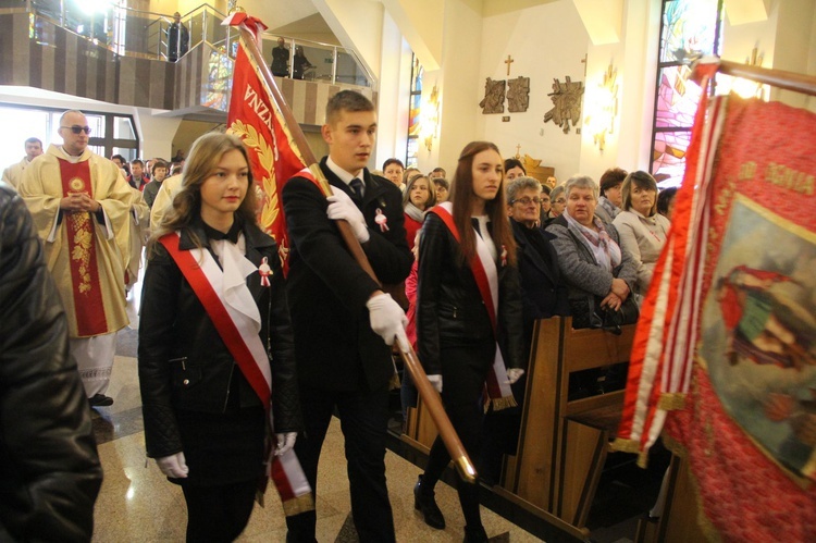 Odsłonięcie pomnika Niepodległości w Jodłowej