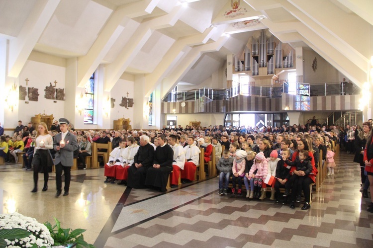 Odsłonięcie pomnika Niepodległości w Jodłowej