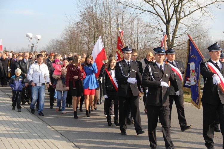 Odsłonięcie pomnika Niepodległości w Jodłowej