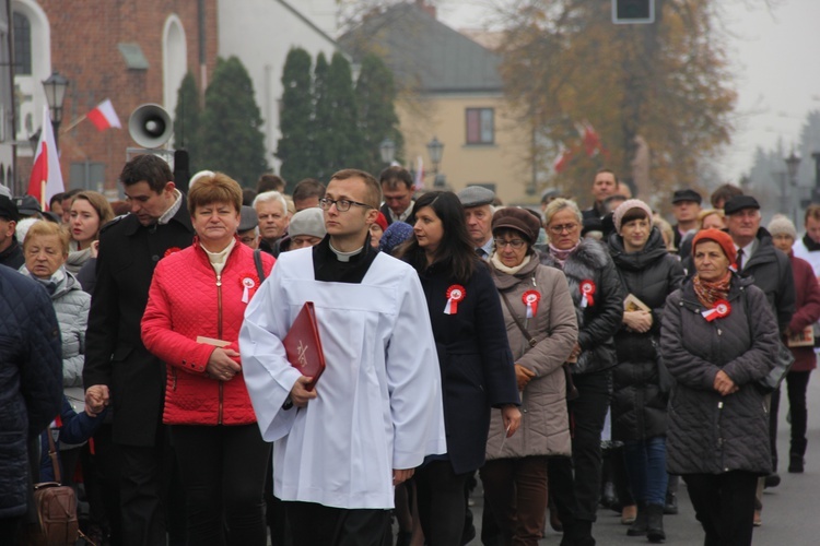 Uroczystości ku czci św. Wiktorii w Łowiczu - procesja