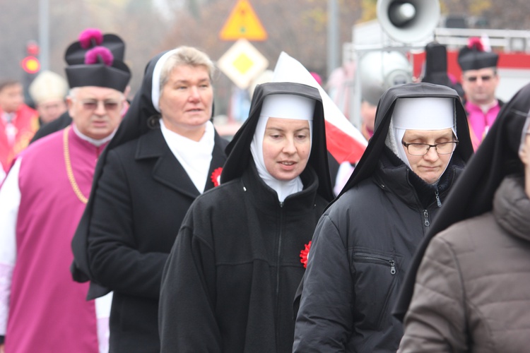 Uroczystości ku czci św. Wiktorii w Łowiczu - procesja