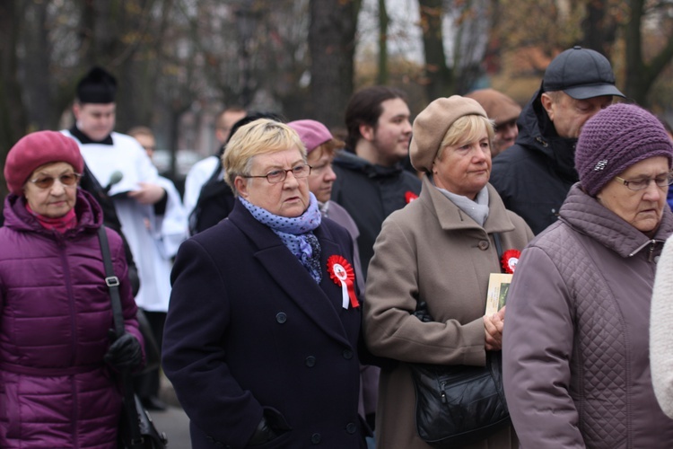 Uroczystości ku czci św. Wiktorii w Łowiczu - procesja