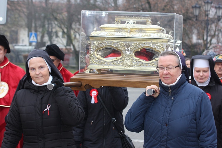 Uroczystości ku czci św. Wiktorii w Łowiczu - procesja