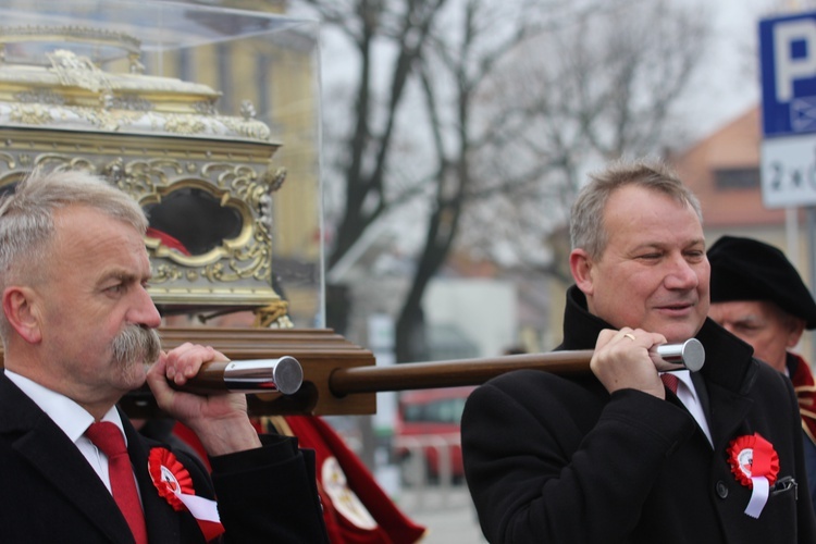 Uroczystości ku czci św. Wiktorii w Łowiczu - procesja