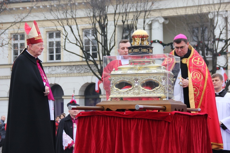 Uroczystości ku czci św. Wiktorii w Łowiczu - procesja