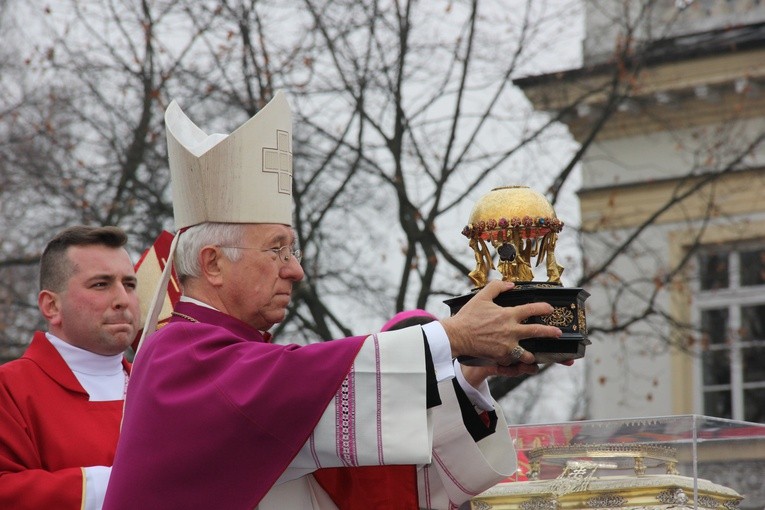 Uroczystości ku czci św. Wiktorii w Łowiczu - procesja