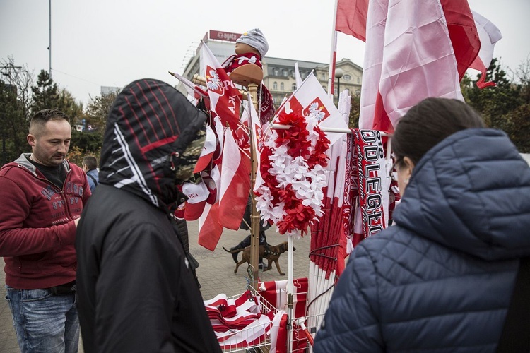 Czerwona łuna nad Warszawą, czyli IX Marsz Niepodległości