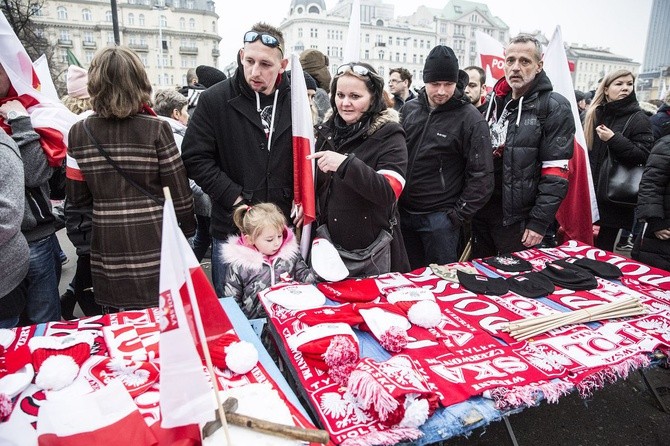 Czerwona łuna nad Warszawą, czyli IX Marsz Niepodległości