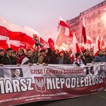 Czerwona łuna nad Warszawą, czyli IX Marsz Niepodległości