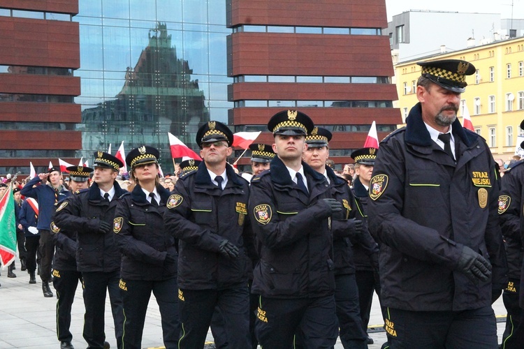 Radosna Parada Niepodległości cz. 5 (na pl. Wolności)