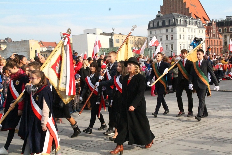 Radosna Parada Niepodległości cz. 5 (na pl. Wolności)