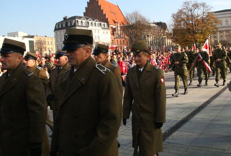 Radosna Parada Niepodległości cz. 5 (na pl. Wolności)