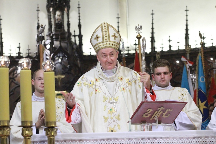 Tarnowska katedra - Msza św. w intencji niepodległej Polski.