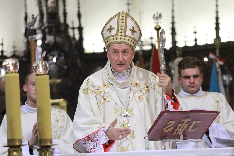 Tarnowska katedra - Msza św. w intencji niepodległej Polski.