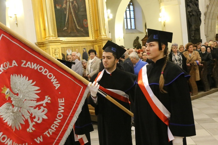 Tarnowska katedra - Msza św. w intencji niepodległej Polski.