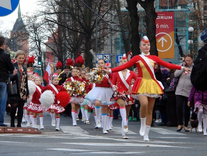 Uroczystości pod pomnikiem Piłsudskiego  