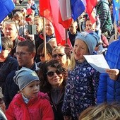Bielszczanie odśpiewali hymn na placu Ratuszowym