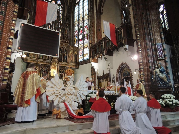 Obchody 100. rocznicy odzyskania niepodległości przez Polskę w Wałbrzychu cz. 02