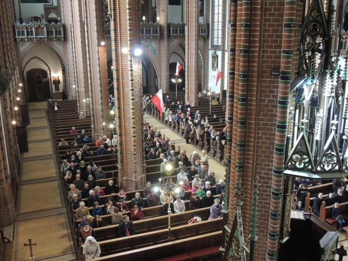 Obchody 100. rocznicy odzyskania niepodległości przez Polskę w Wałbrzychu cz. 02