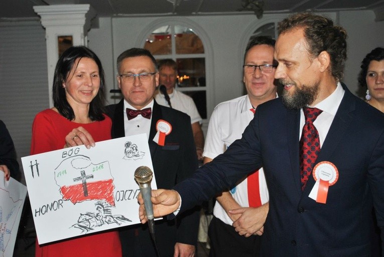 Niepodległościowy Bal Bezalkoholowy