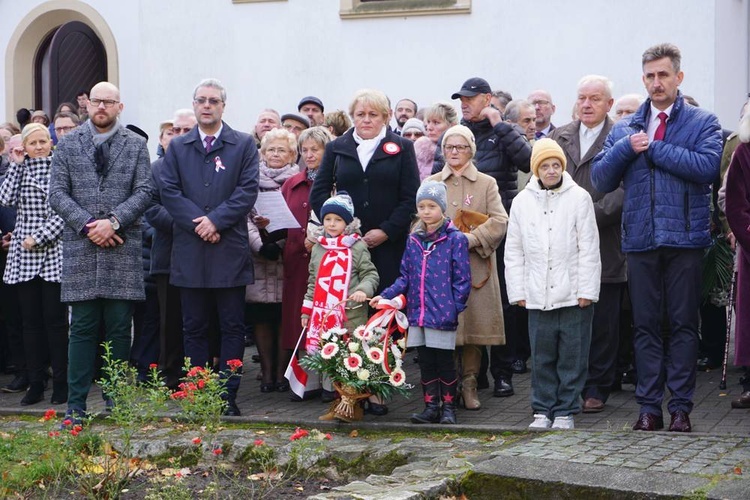 Obchody 100. rocznicy odzyskania niepodległości przez Polskę w Szczawnie-Zdroju