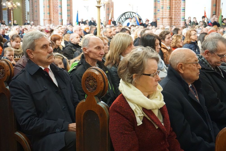 Obchody 100. rocznicy odzyskania niepodległości przez Polskę w Wałbrzychu cz. 01