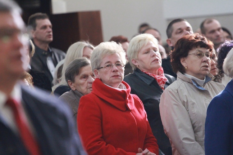 Tablica pamiątkowa w Dąbrowie Tarnowskiej