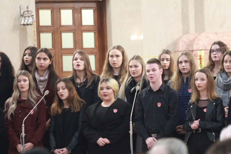 Tablica pamiątkowa w Dąbrowie Tarnowskiej