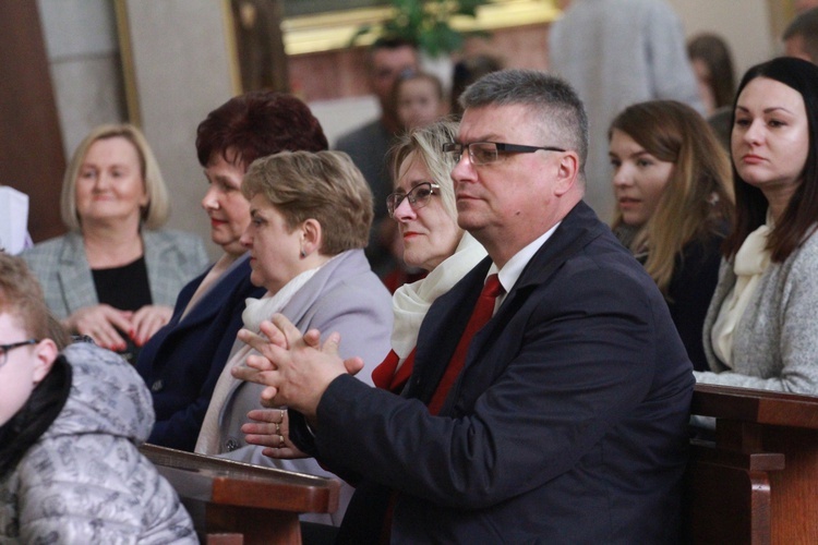 Tablica pamiątkowa w Dąbrowie Tarnowskiej