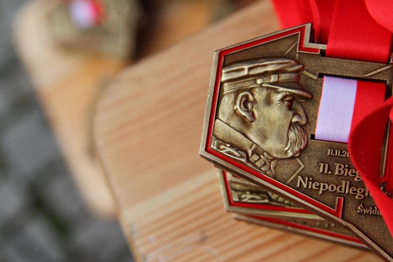 Medal z biegu niepodległości w Świdnicy