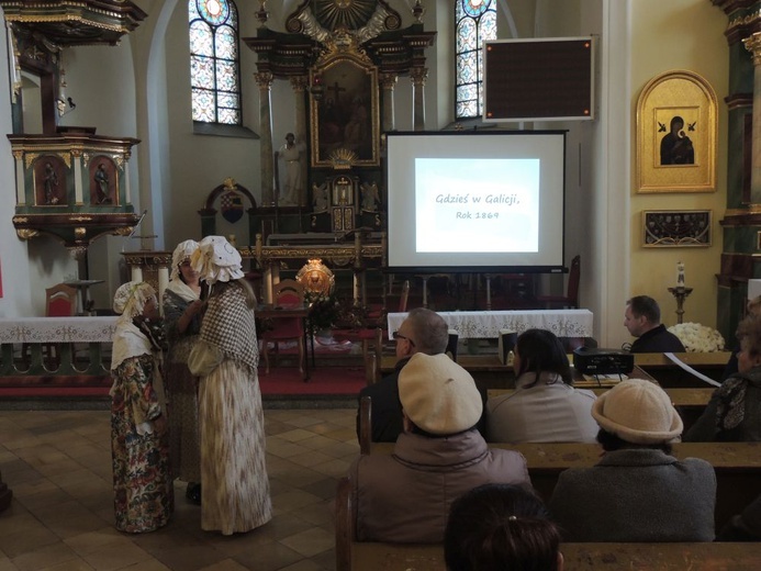 Msza św. za ojczyznę i przedstawienie w Boguszowie-Gorcach