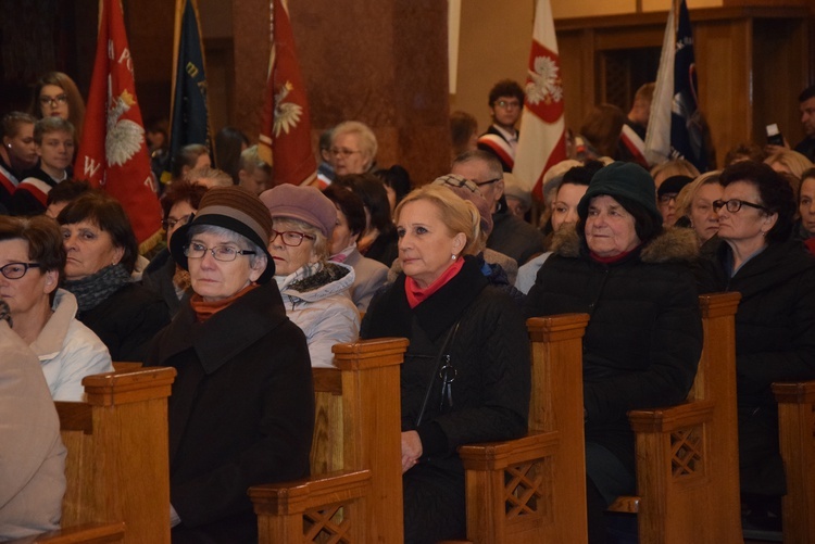 Eucharystia i koncert podczas obchodów święta niepodległości w Sochaczewie