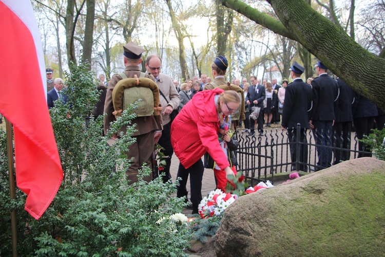 Odsłonięcie tablicy ku czci Krystyny Idzikowskiej