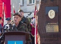 ▲	W uroczystości uczestniczył powstaniec i sybirak Włodzimierz Papiernik.