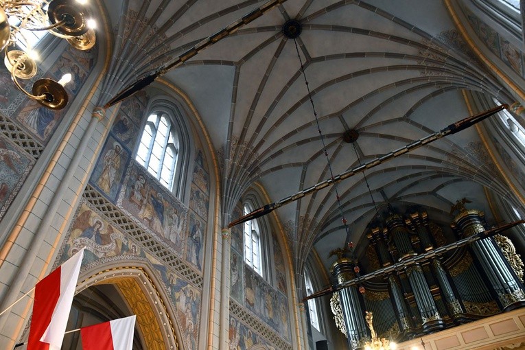 Kościół pw. Narodzenia NMP w Białogardzie po remoncie