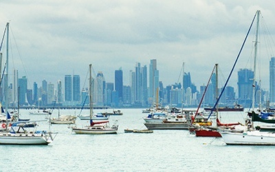 Ciudad de Panamá – widok od strony portu.