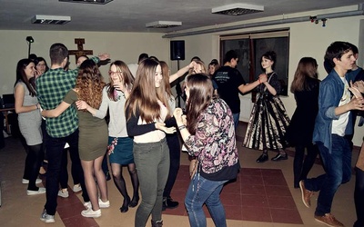 Młodzi w parafii garnizonowej w Puławach od dawna już bawią się na tzw. chrystotekach