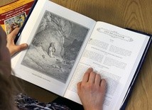 Kiedy słucham Boga, gdy karmię się Jego odwiecznym słowem, wchodzę w kontakt z wiecznością Boga