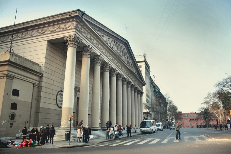 Argentyna: Kościół rezygnuje z dotacji państwowych
