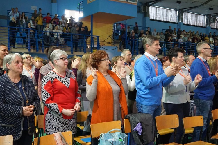 Do uczestnictwa w czwartym dniu rekolekcji diecezjalnych zaproszeni byli dorośli.