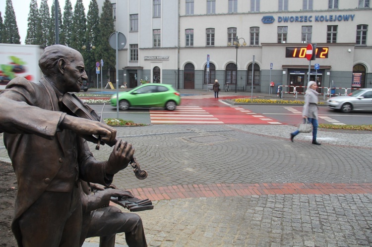 Odsłonięcie pomnika w Rybniku